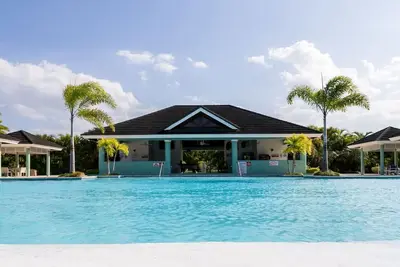 Image de Ctbh @ The Palms at Richmond Estates #170 [3-Bedroom w/ Pool]