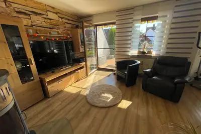 Image de Charmante Doppelhaushälfte mit privater Sauna in ruhiger Lage