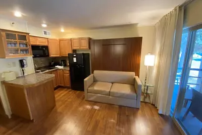 Image de 1 Bedroom Suite in Avon\n\n