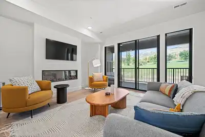 Image de Golf and Ski Haven in Eden (Pt C208) on Golf Course