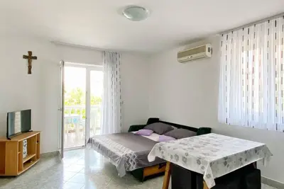 Image de Appartements Vese (10447-A1) - Sv. Petar