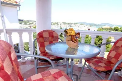 Image de Appartements Dragan (10518-A4) - Jezera - île de Murter