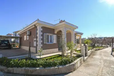 Image de Maison VesnaD (10587-K1) - Seget Vranjica