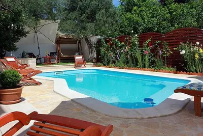 Image de Maison Silvia (106441-K1) - Supetar - île de Brac