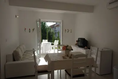 Appartements Mirjana (107751-A2) - Pakostane