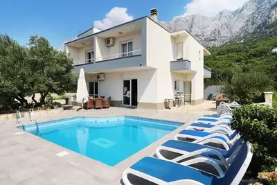 Image de Maison Kristina (108141-K1) - Makarska