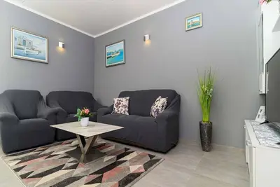 Appartement Iva (110931-A1) - Seget Donji
