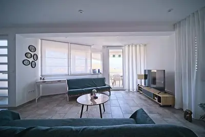 Image de Appartement Afitojen (11102-A1) - Postira - île de Brac