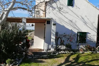 Image de Maison Tomy (11108-K1) - Bol - île de Brac