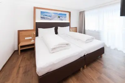 Image de Appartement \"Top 4 Riffler\" avec vue sur la montagne, jardin privé et Wi-Fi