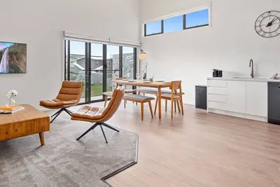 Image de Nevosa New 4 bedroom Townhouse