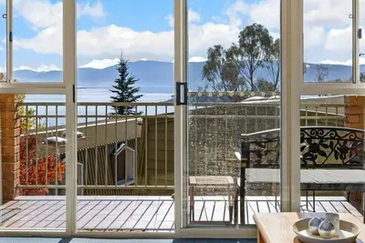 Image de Twin Seasons 2 - Two bedrooms with great views of Lake Jindabyne