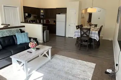 Image de ❤️ Park View, King Bed, Bright, Modern, Fully Stocked