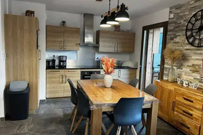 Image de Super appartement moderne 2 chambres avec balcon, parking et Wi-Fi - 6 pers.