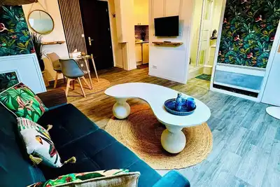 Image de Studio tout confort, pantin, paris. Cosy with comfort.