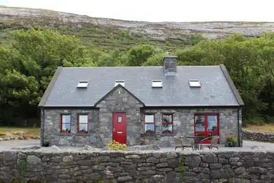 Image de Stone Cottage the Burren, Ballyvaughan, Wild Atlantic Way. Wifi\/Spring Water