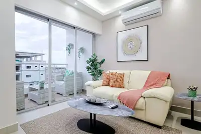 Image de Beautiful and Cozy 1br Centric Condo, Full Ac, King Bed, Pool.