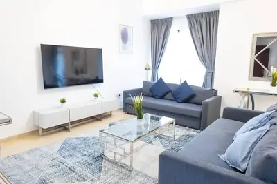 Image de Deluxe 2 Br apartment, close to the Beach