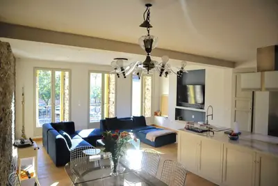 Image de Appartement de charme rénové, idéal skieurs, randonneurs. . .