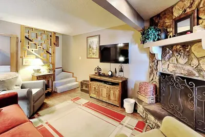 Image de Pinon Park C11 | Cozy, Fireplace, Great Location