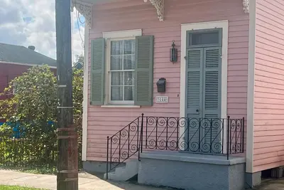 Image de One bedroom cottage in a fantastic New Orleans neighborhood!