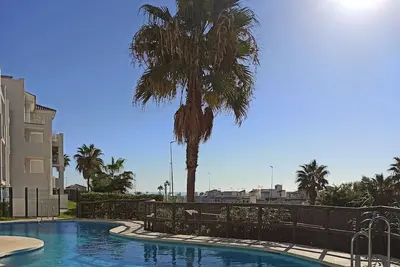 Casa del Sol, la Paloma beach apartment with pool