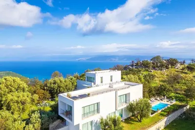 Image de Villa Voukithro - Quatre Chambres Villa, Couchages 8