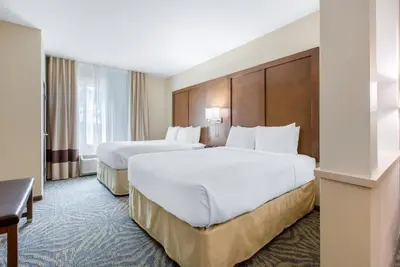 Image de Queen Suite with Two Queen Beds - Accessible/Non-Smoking