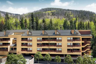 Image de 1 Bedroom, Sleeps 6, at Marriott Streamside Douglas, Vail! !