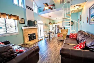 Sunset Villa By GoldenCoastRentals