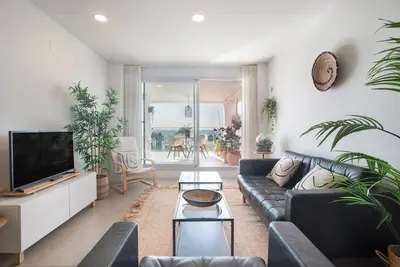 Image de Appartement 'Seaview Alba' avec vue sur la mer, Wi-Fi et climatisation