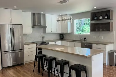Image de Charming retreat near sproat lake