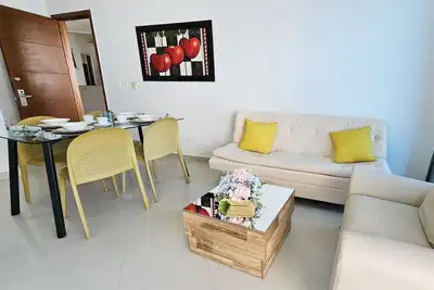 Image de Beautiful 2-bedroom apartment, 6th floor near the sea by Parceros Group
