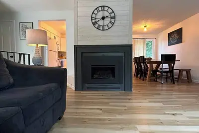 Image de Mid town, central location. Kid friendly & Clean!
