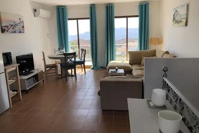 Image de Lovely two bedroom villa. South facing sunny private terrace. Very accessible