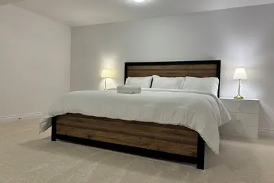 Image de Forget your worries in this cozy four bedroom home close to Rockland golf club