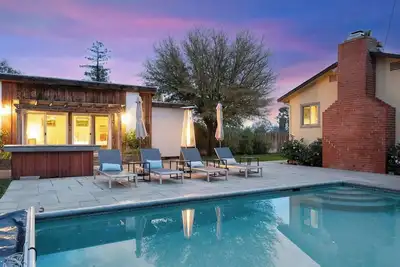 Image de Sonoma Vineyard House, Pool Hot Tub near Plaza