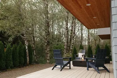 Image de The Driftwood Beach House - New Modern Beach House - Hot Tub Sauna Family Kids