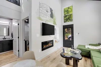 Image de Bristol’s Mountain Side Oasis -New- Hot-tub- Privacy- Pet friendly - Location