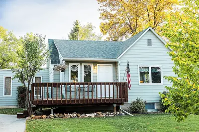 Image de Spacious 4-bedroom 3 bathroom, Non-Smoking home with parking on premises