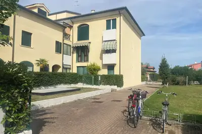Image de 90 sqm apartment with garden in the heart of Cavallino Treporti