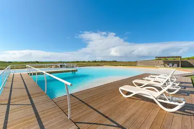 Image de Appartement 'Flor Do Rosto Ii' avec vue sur la mer, piscine partagée et Wi-Fi