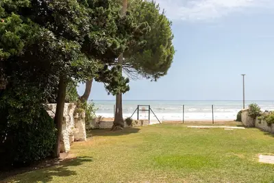 Image de First Line Arena Beach by Interhome