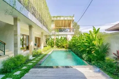 Image de D'tegal Guest House (King Deluxe Room)