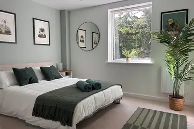 Image de Lovely one bed apartment in Bracknell with additional sofa bed.