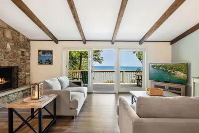 Image de Tranquil Cliff Cottage  - Northern Door County
