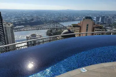 Image de Rooftop Pool|Queen Street|Stunning Apartment