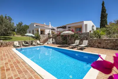 Image de Casa Teresa - Maison de campagne avec piscine privée près des plages