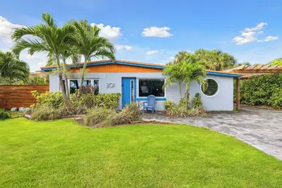 Image de Welcome to Space Coast Retreat