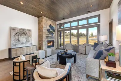 Image de Red Ledges 4th Tee Village Center - 90 Day Minimum Stay